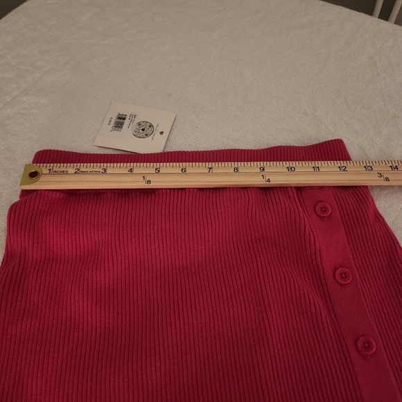 NWT Revolve LITA by Ciara Pink Side Button Ribbed Skirt Medium NWT - Picture 6 of 9